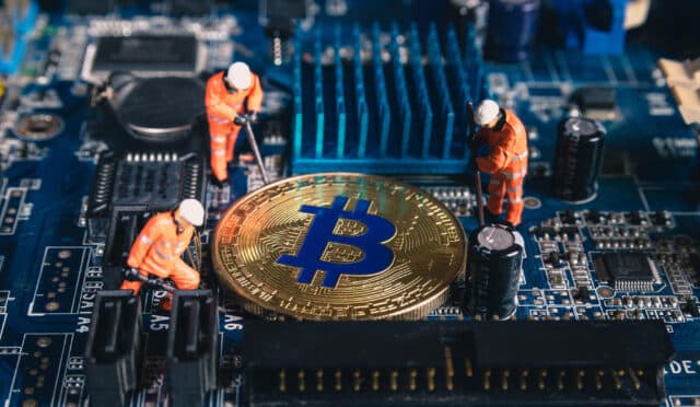 Rapor: Rusya, Kripto Madenciliğinde ABD'ye Yaklaştı! 10 kripto-para-madenciligi