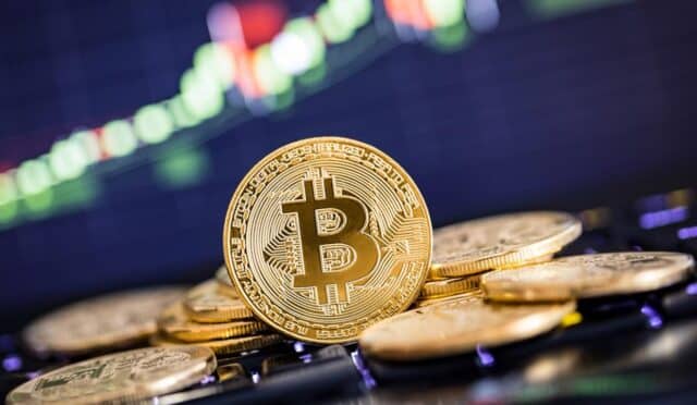 Bitcoin Madencilik Hisseleri, BTC'nin Kendi Fiyatını Geride Bıraktı 11 bitcoin