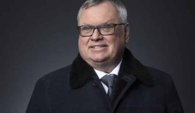 Rusya'nın En Büyük İkinci Bankası CEO'su: ABD Doları Hakimiyeti Sona Eriyor 8 day two of the world economic forum (wef) 2018