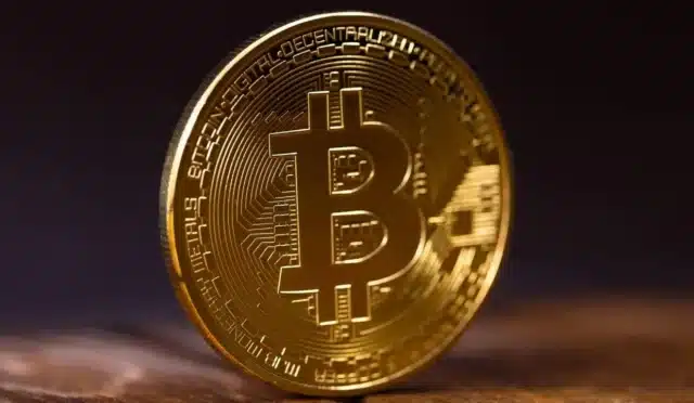 Bitcoin Fiyatında Düşüş Trendi Devam Ediyor: Analistler Neler Bekliyor? 10 bitcoin-fiyatinda-dusus-trendi-devam-ediyor-analistler-neler-bekliyor