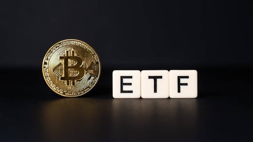 barclays, blackrock’ın bitcoin etf’sine büyük yatırım yaptı!