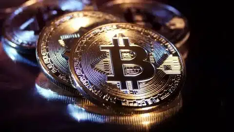Antik Bitcoin’ler Yeniden Harekete Geçti: Satış Baskısı Mı Geliyor?